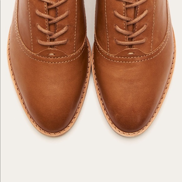 Frye Grace CVO Oxford Flat Tobacco - Picture 2 of 14